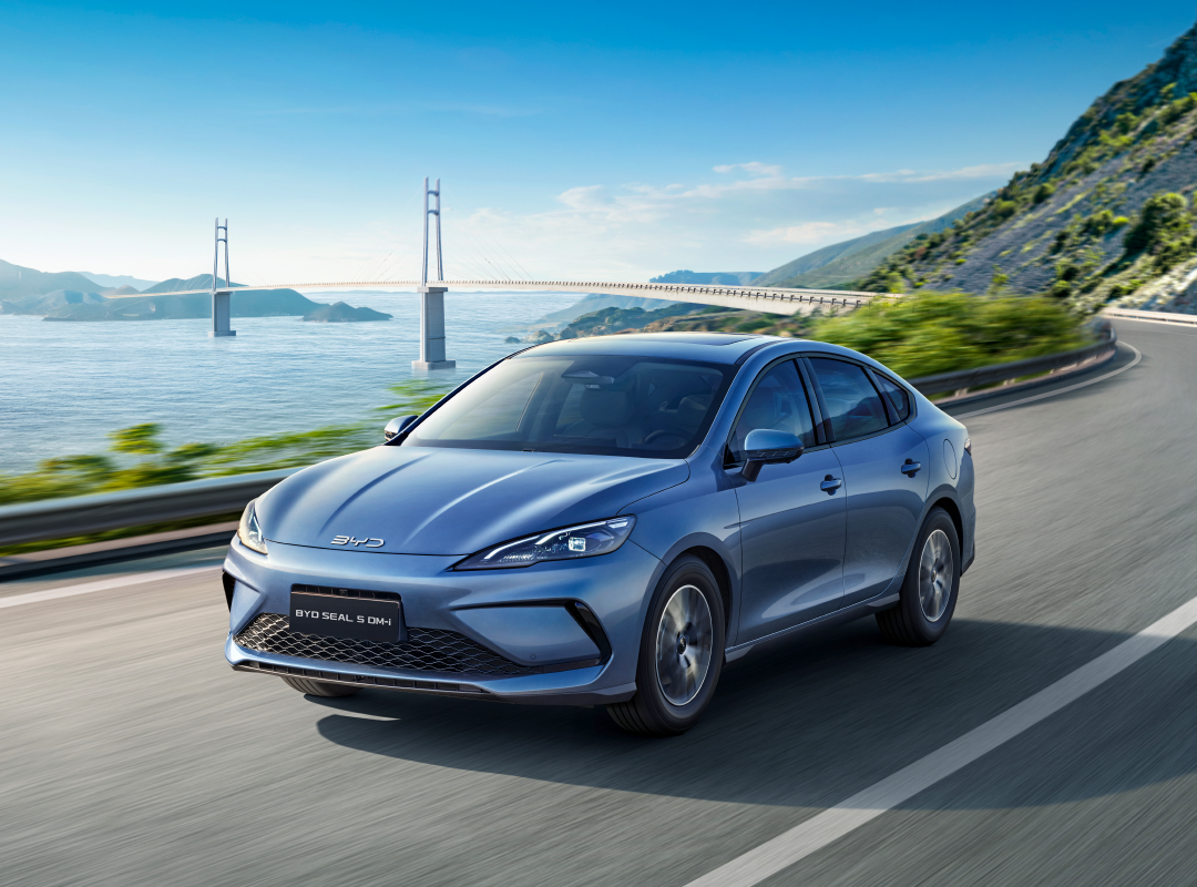 尊龙凯时 SEAL 5 DM-i